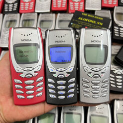 Các màu sắc của Nokia 8250