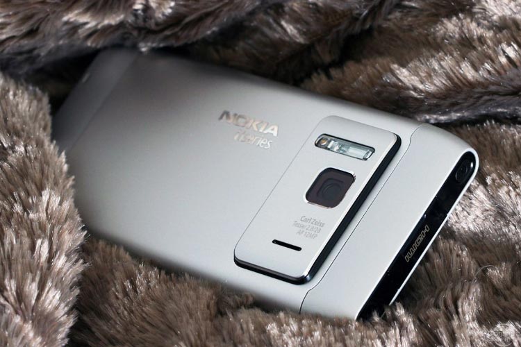Nokia N8 cảm ứng (CHÍNH HÃNG - CÓ BẢO HÀNH)