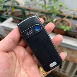Mặt sau Nokia 6230i màu trắng đen