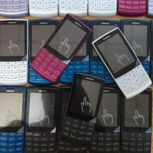 Màu sắc Nokia X3-02