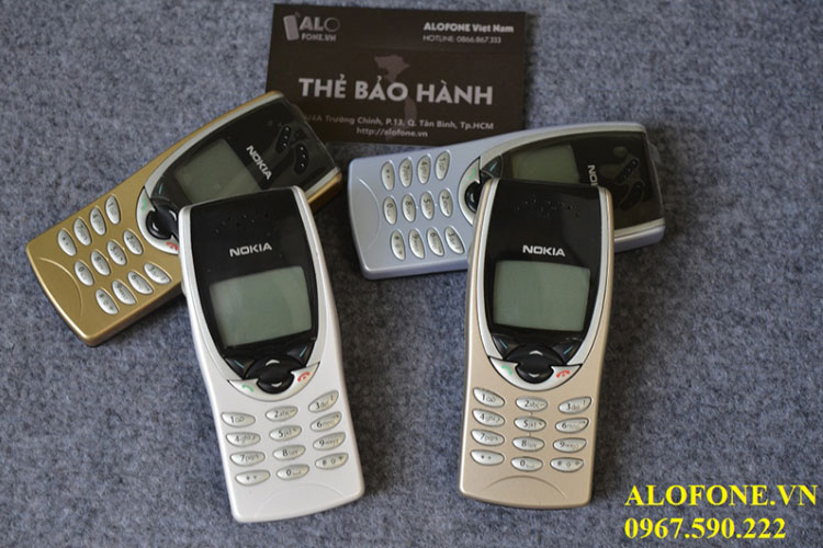Nokia 8210 main zin