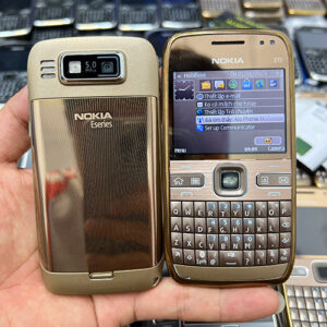 Nokia E72 màu vàng chính hãng