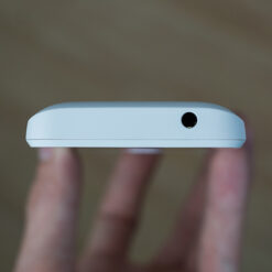 Nokia 230 dùng jack tai nghe 3.5mm