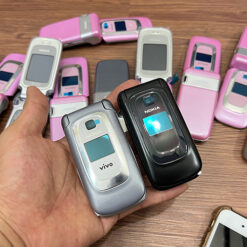 Nokia 6085 màu xám và đen