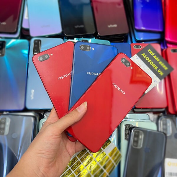 Điện thoại Oppo A3s sở hữu thiết kế trẻ trung