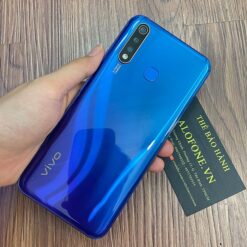 Vỏ của Vivo y19 được làm hoàn toàn bằng nhựa