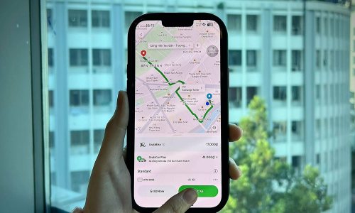 Kinh nghiệm lựa chọn điện thoại chạy grab tốt dành cho các bác tài